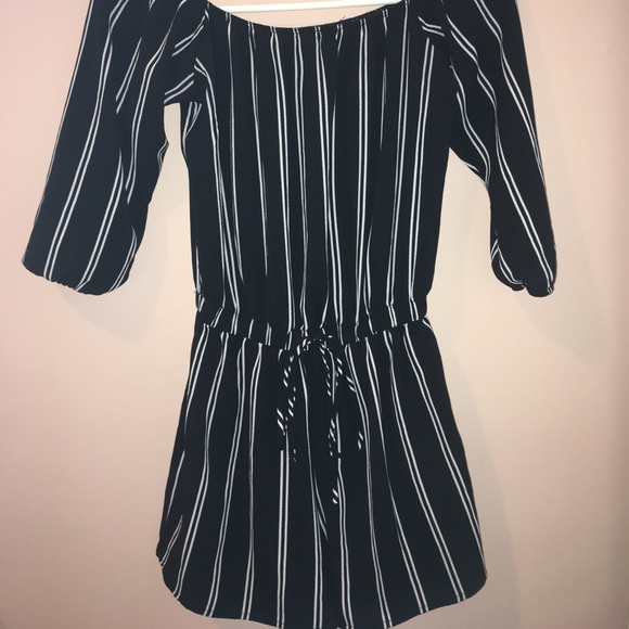 A’gaci Striped off the shoulder romper - Picture 3 of 4